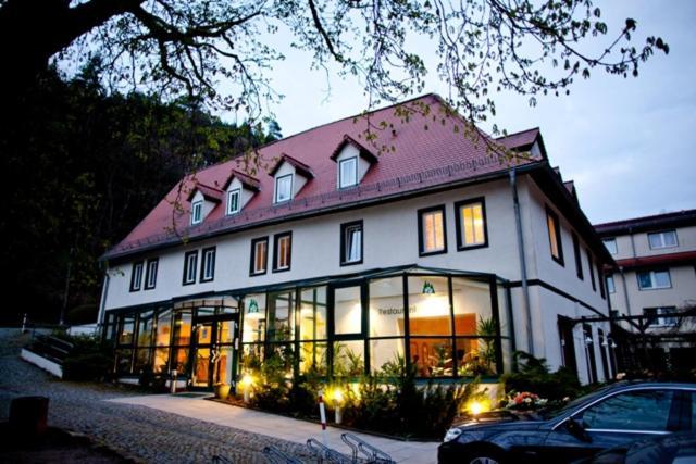 Waldhotel Linzmuehle Kahla  Buitenkant foto