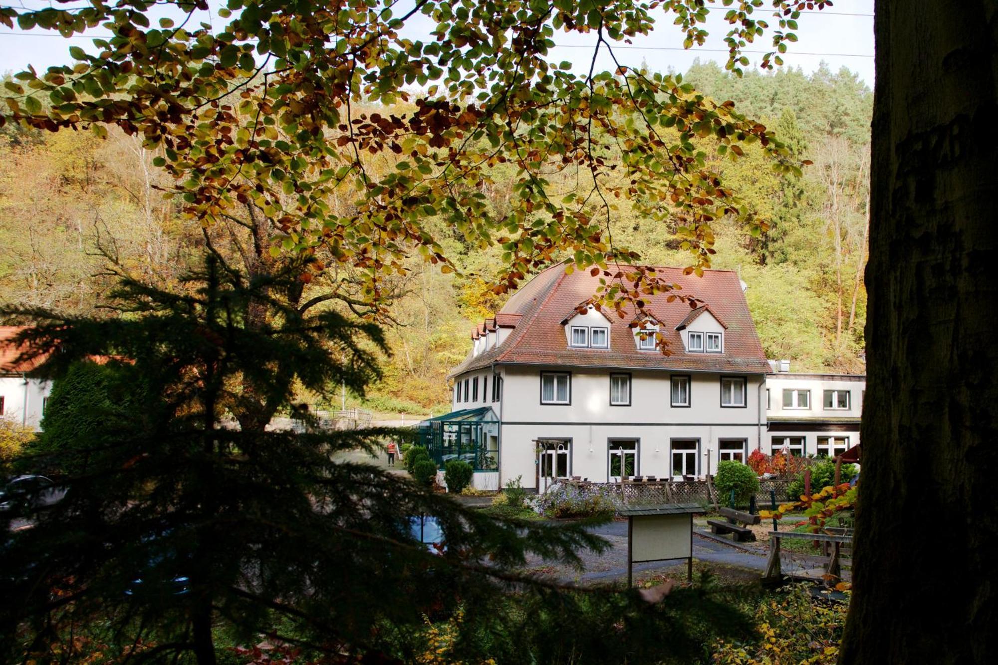 Waldhotel Linzmuehle Kahla  Buitenkant foto